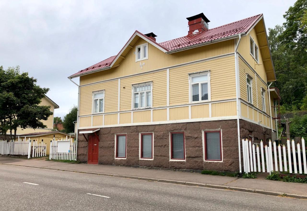Guest House Nina Art Kotka Exteriör bild